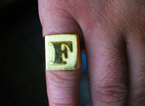 Quadriculado Letra Liso Masculino Folheado Banho Ouro 1